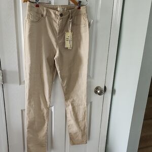 d. jeans Women's Skinny Jeans in Beige